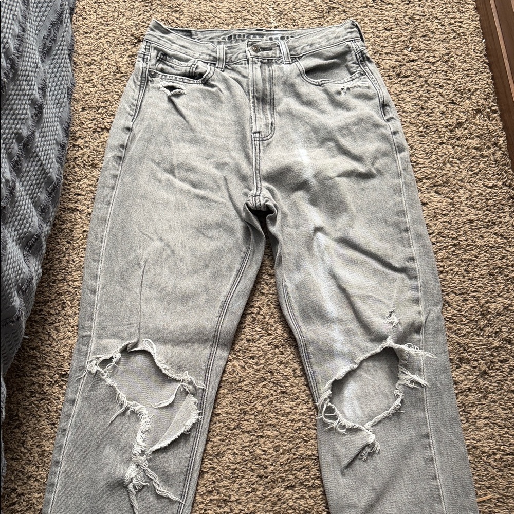 American Eagle Outfitters Gray Distressed Boyfriend Jeans